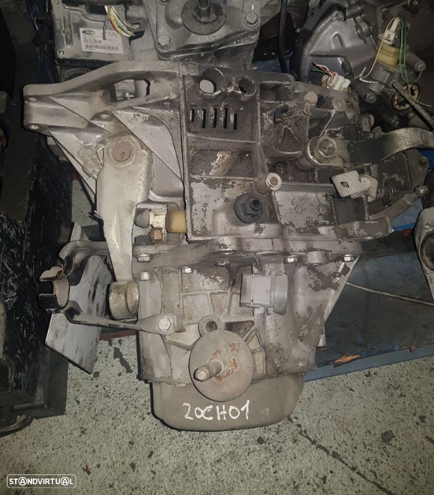 Caixa de Velocidades Peugeot 205 1.7 Ref: 20CH01 - 1