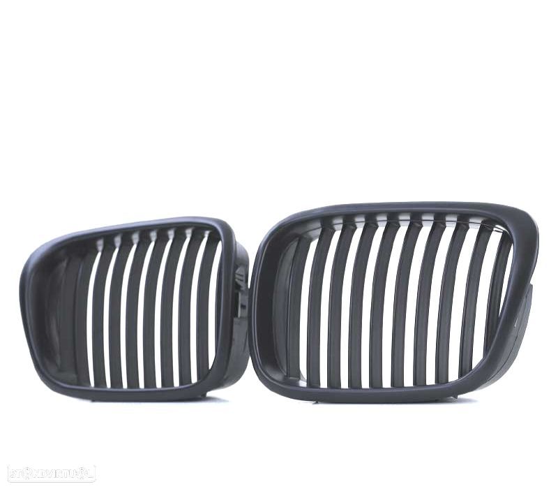 GRELHAS BMW E39 95-03 PRETAS - 4