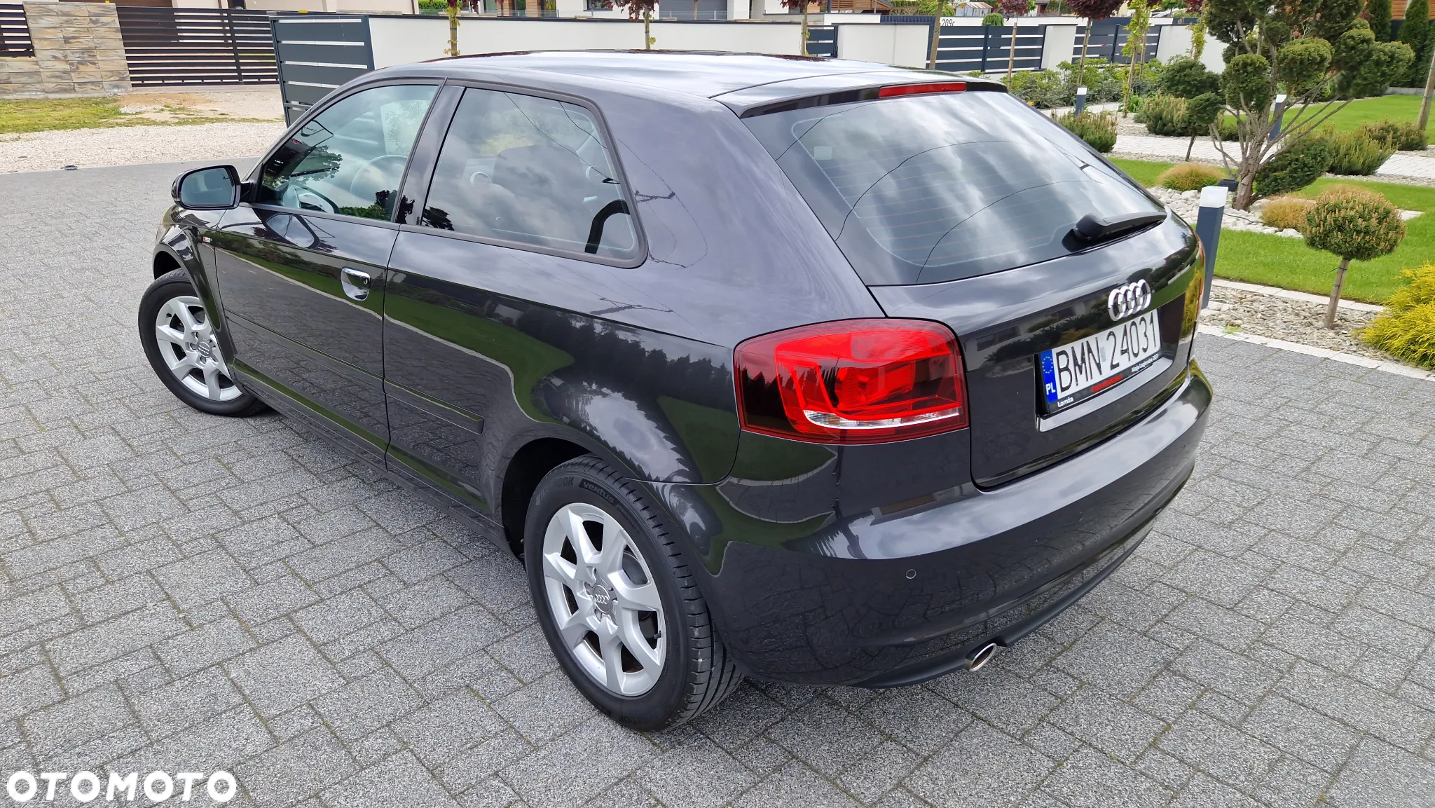 Audi A3 1.6 TDI Attraction - 4