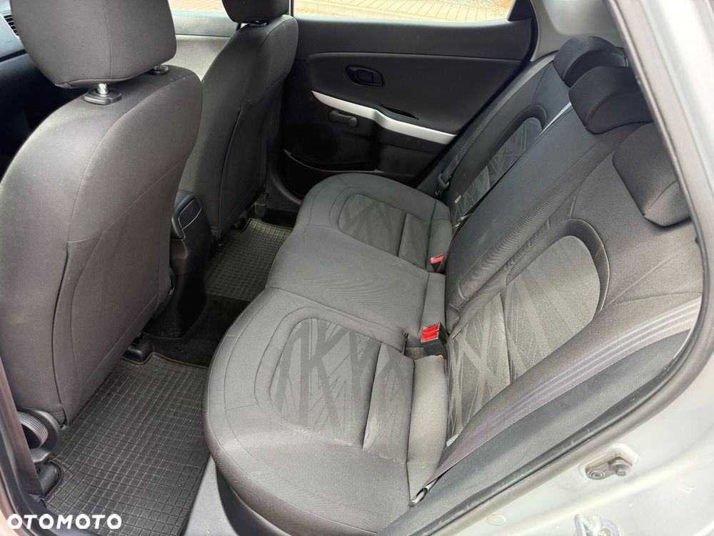 Hyundai i30 1.4 Comfort - 9