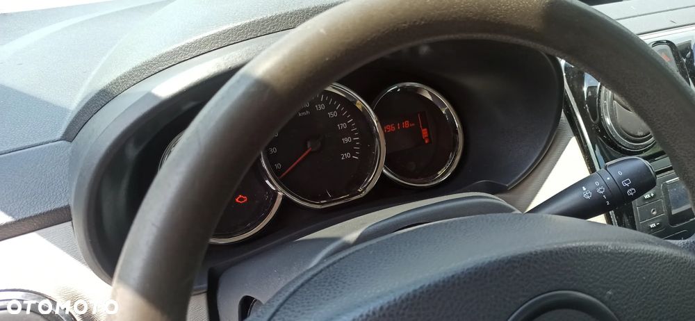 Dacia Dokker 1.6 Laureate - 11