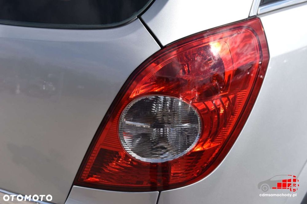 Opel Antara - 14