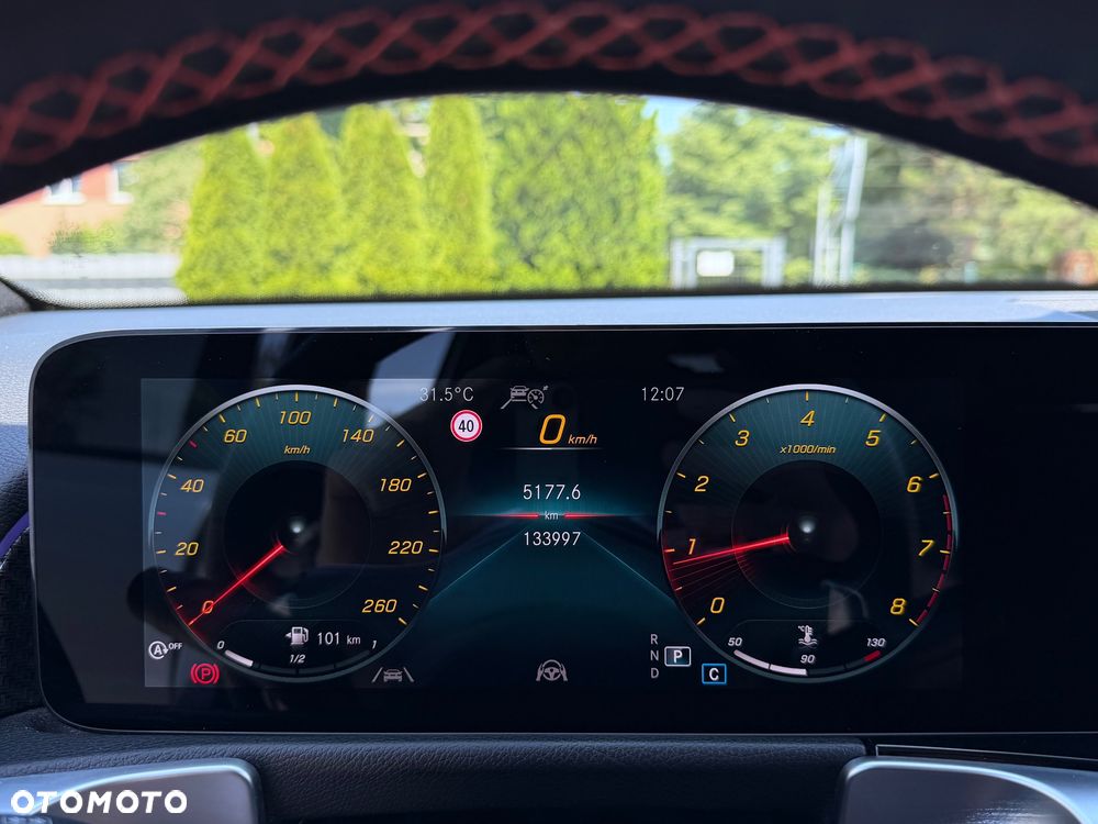 Mercedes-Benz GLB 200 7G-DCT AMG Line Advanced Plus - 26