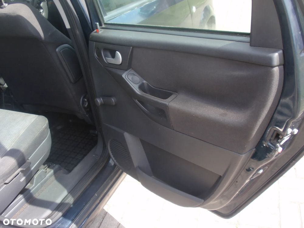 Opel Meriva 1.7 DTI Enjoy - 17