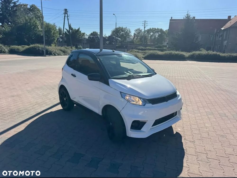 Microcar DUE First - 3