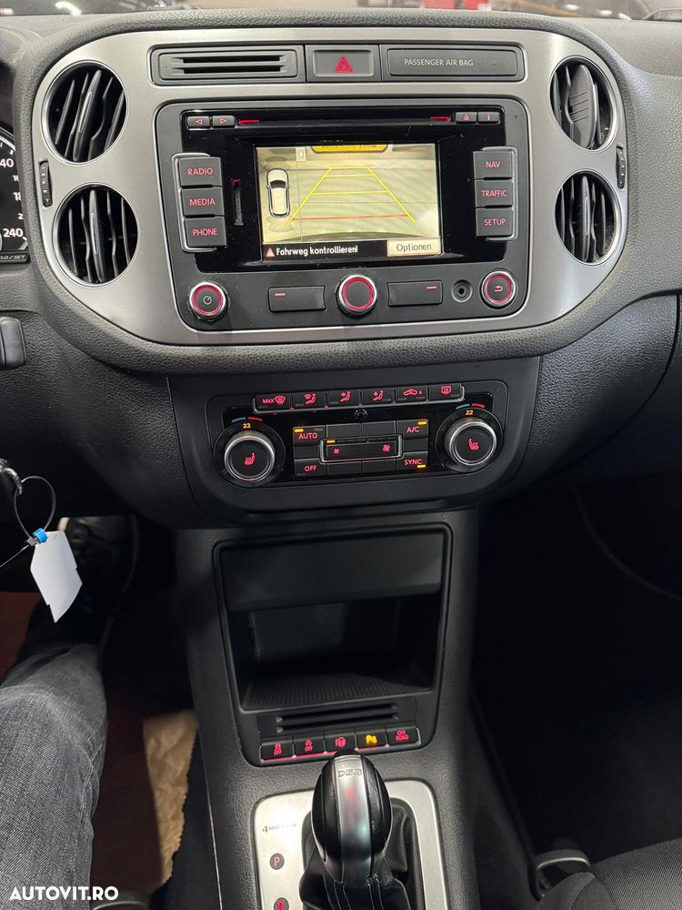 Volkswagen Tiguan 2.0 TDI DPF 4Motion BlueMotion Technology DSG Lounge Track & Style - 13