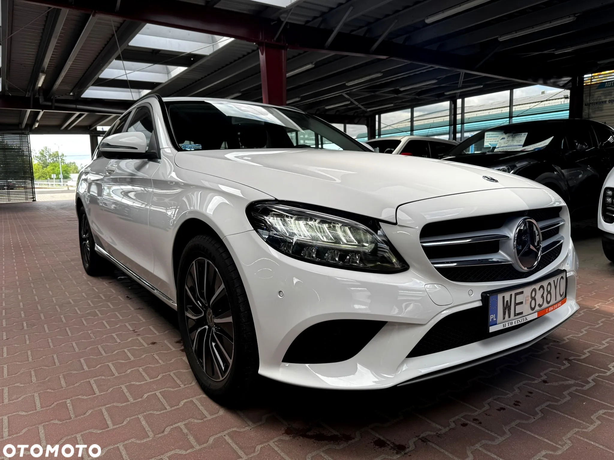 Mercedes-Benz Klasa C 200 4MATIC 9G-TRONIC - 9