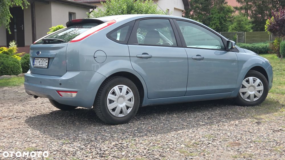 Ford Focus 1.4 16V Style+ - 12