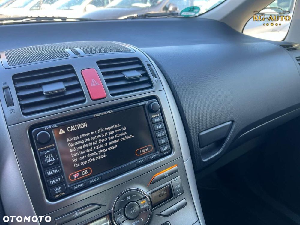 Toyota Auris - 29