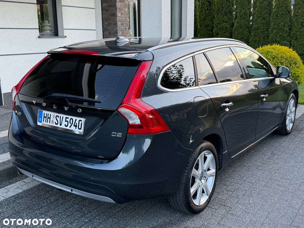 Volvo V60 D2 Drive-E Momentum - 18