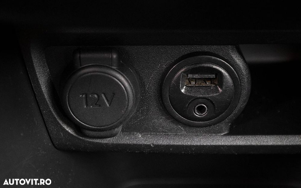 Peugeot 2008 e-HDi FAP 92 STOP & START Business-Line - 18