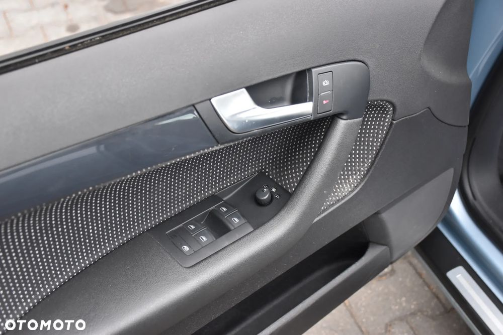 Audi A3 Sportback 2.0 TDI DPF Ambiente - 21