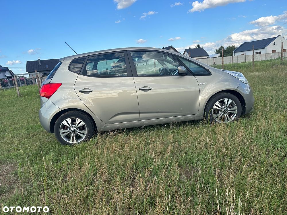 Kia Venga 1.6 CVVT Dream-Team Edition - 3
