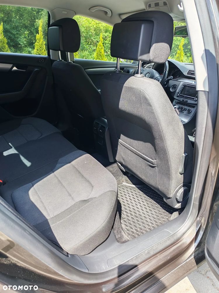Volkswagen Passat 2.0 TDI Comfortline R-Style DSG - 6