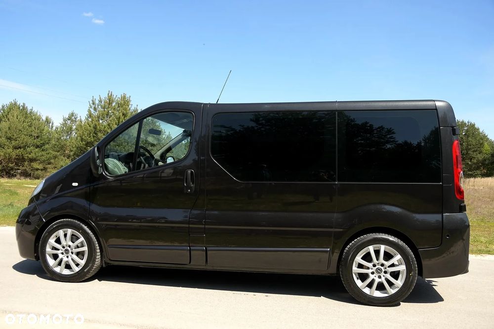 Opel Vivaro - 11