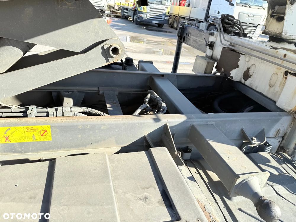 Renault MIDLUM 180 dci Wywrotka+HDS+2 Łyżki - 18