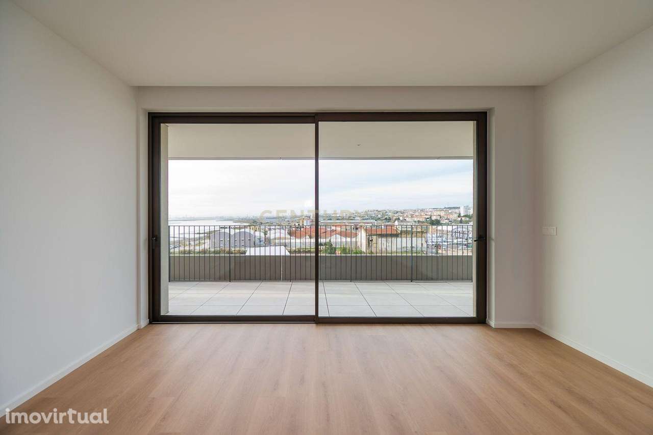 T2 Novo para Arrendamento no Vila Rio | Póvoa de Santa Iria - Grande imagem: 4/60