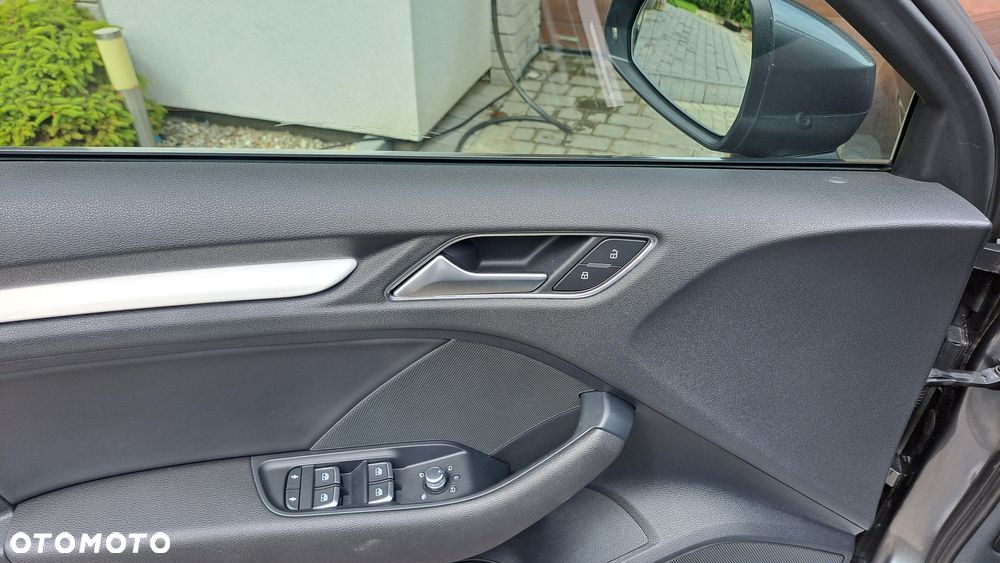 Audi A3 Limousine 40 TFSI quattro S tronic design - 15