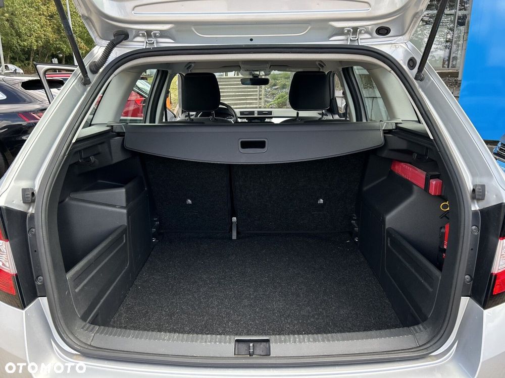Skoda Fabia 1.0 TSI Ambition - 19