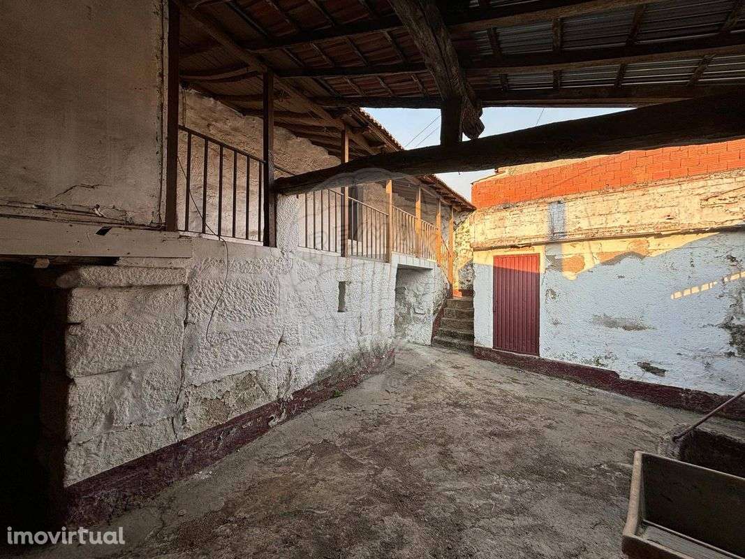 Moradia T1 para venda - Grande imagem: 3/6