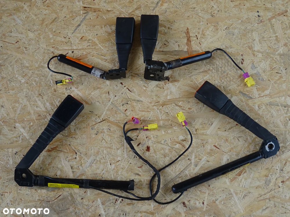 NAPINACZ PASA PRZÓD TYŁ KLAMRA SENSOR AIRBAG OPEL VECTRA C SIGNUM - 1
