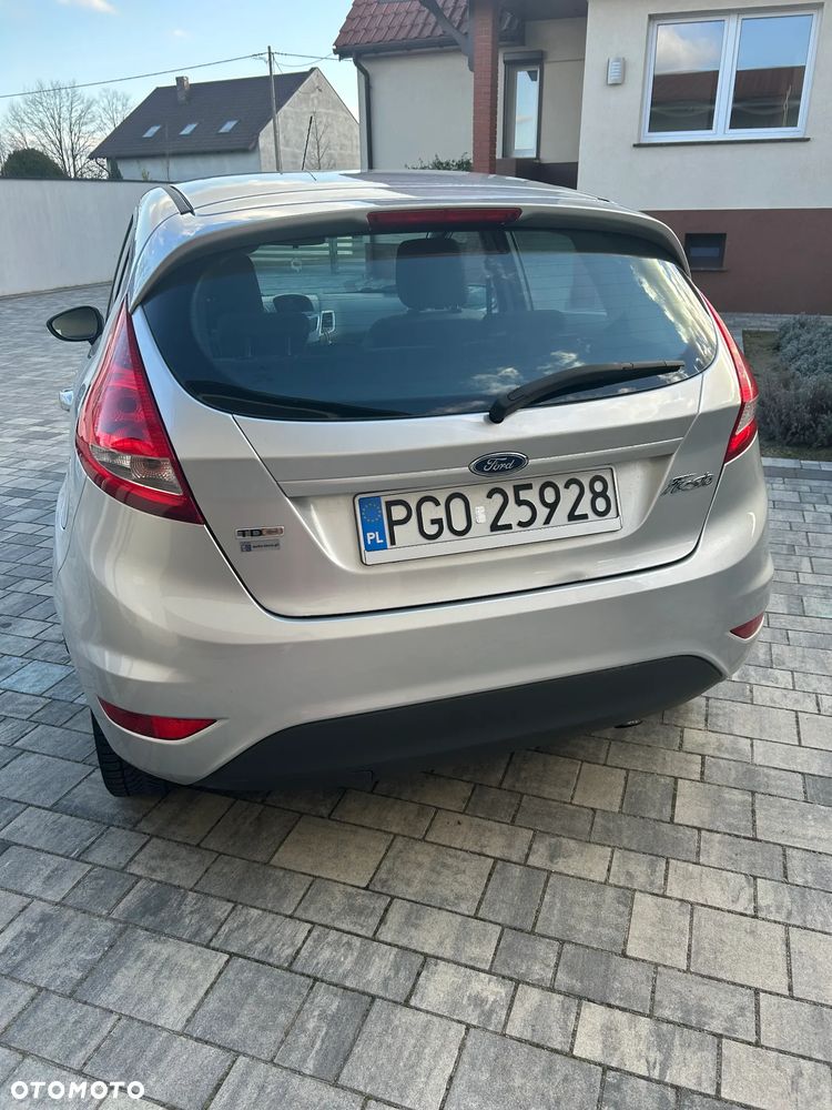Ford Fiesta - 4