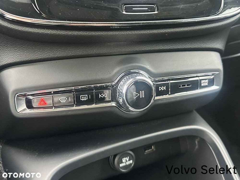 Volvo XC 40 - 20