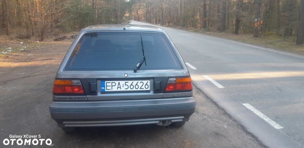 Nissan Sunny - 4