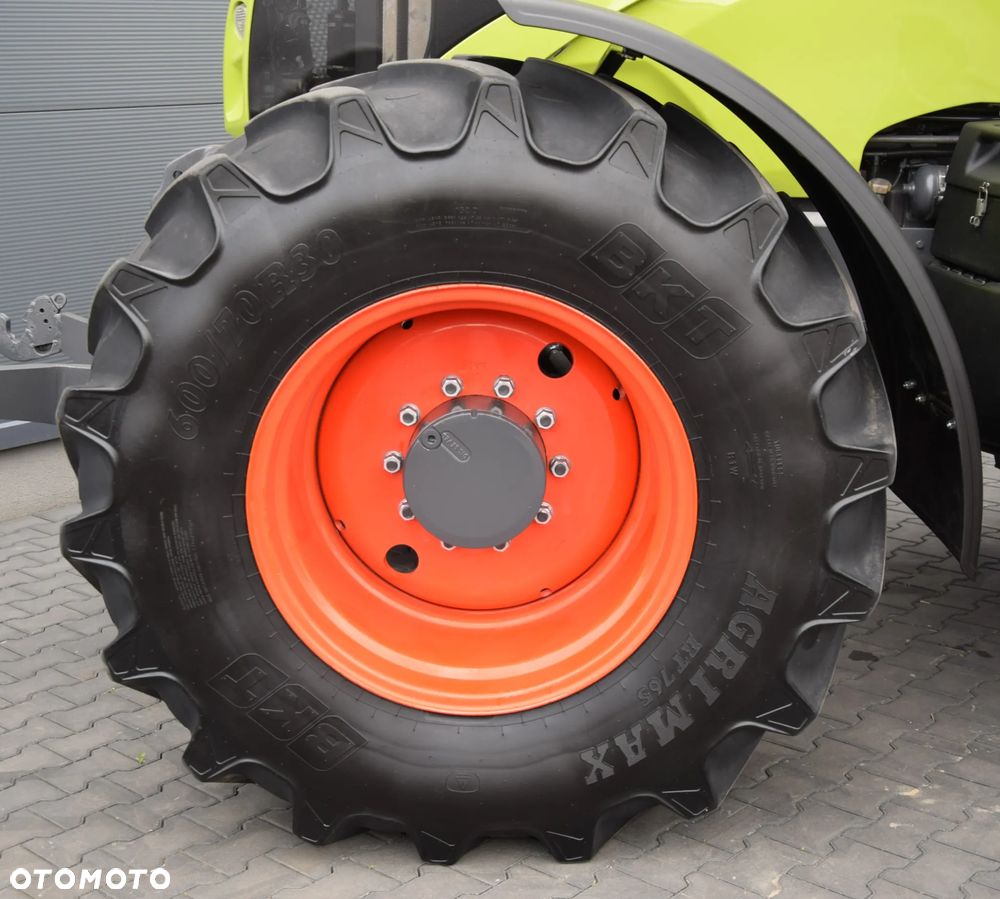 Claas Axion 850 - 11