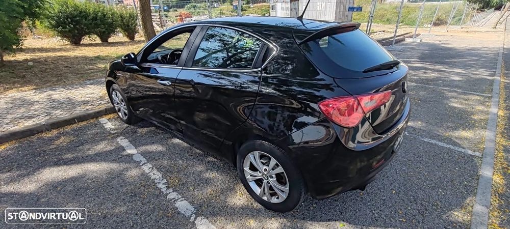 Alfa Romeo Giulietta 1.6 JTDM 16V Turismo - 20