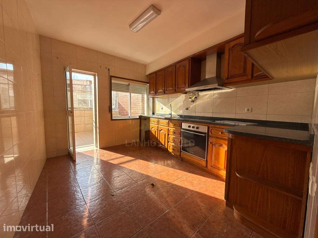 Apartamento T3+1 | Nossa Senhora do Amparo, Póvoa de Lanhoso - Grande imagem: 2/16