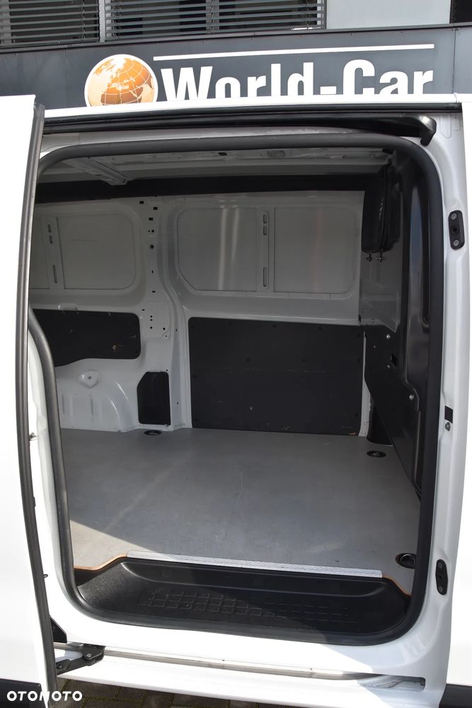 Opel Vivaro Extra Long - 19