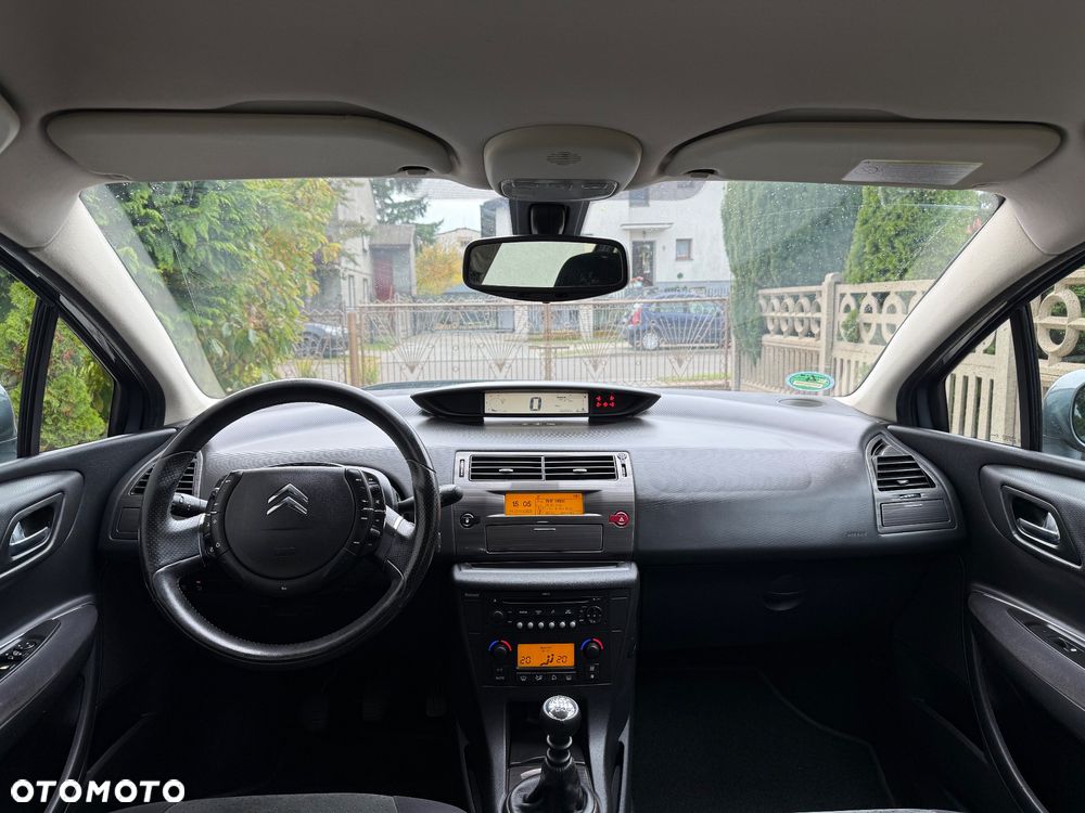 Citroën C4 2.0 HDi Exclusive - 8