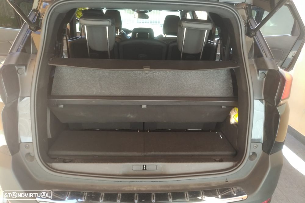 Peugeot 5008 - 14