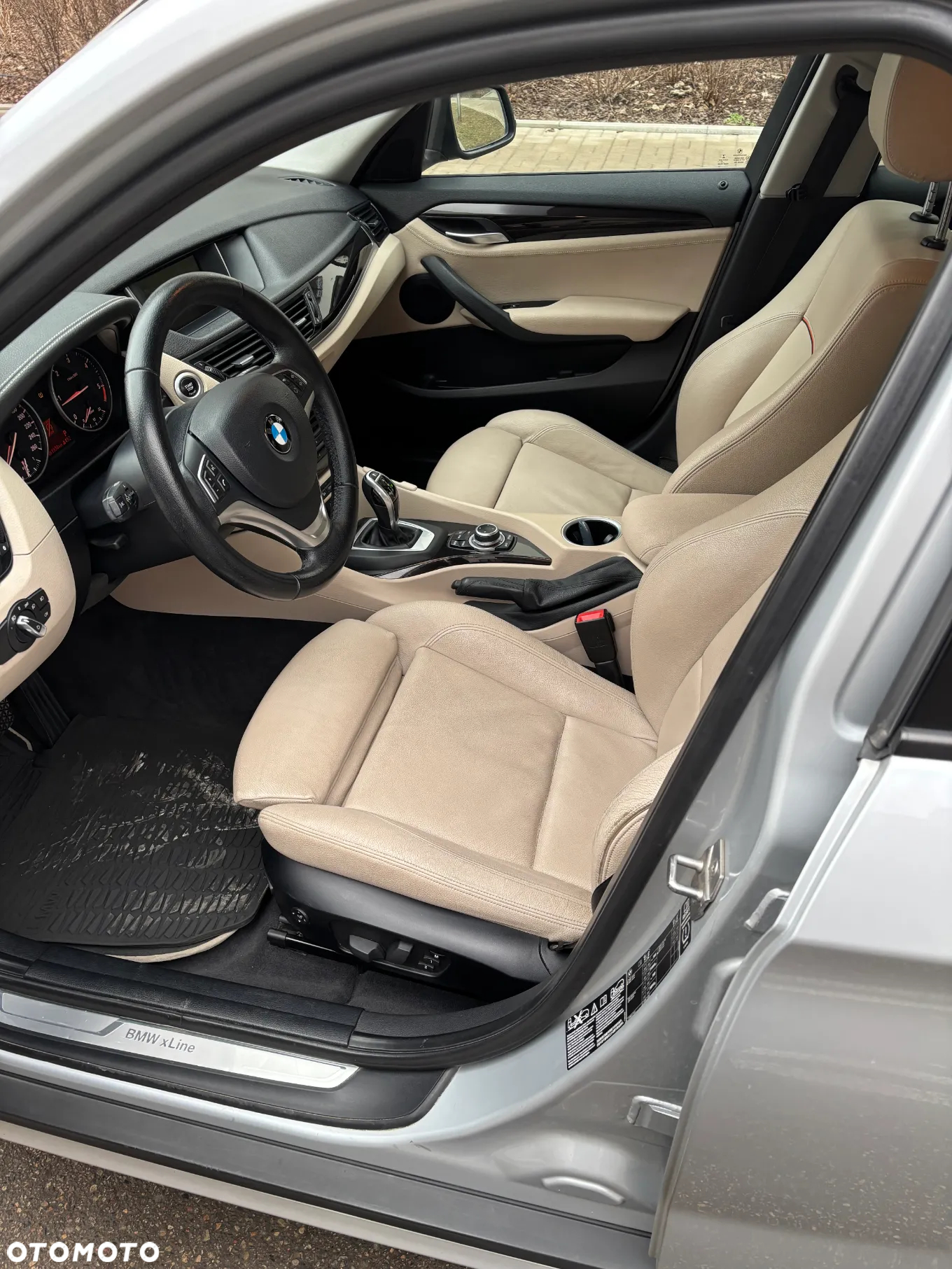 BMW X1 - 10