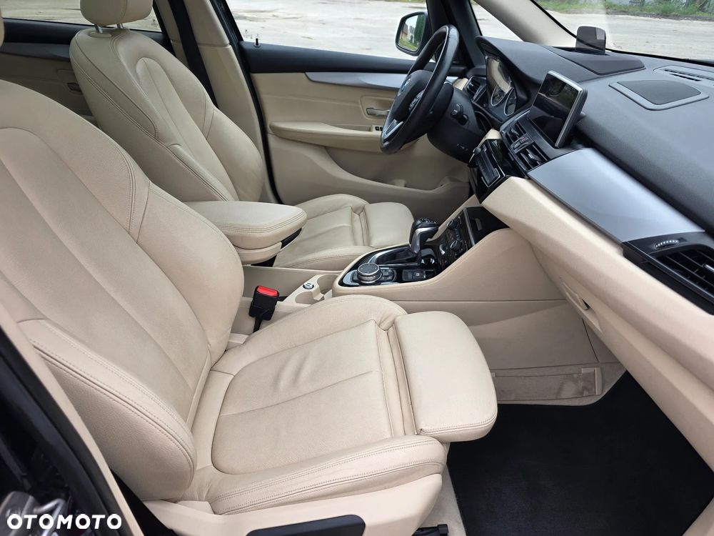 BMW Seria 2 220d Sport-Aut Sport Line - 22