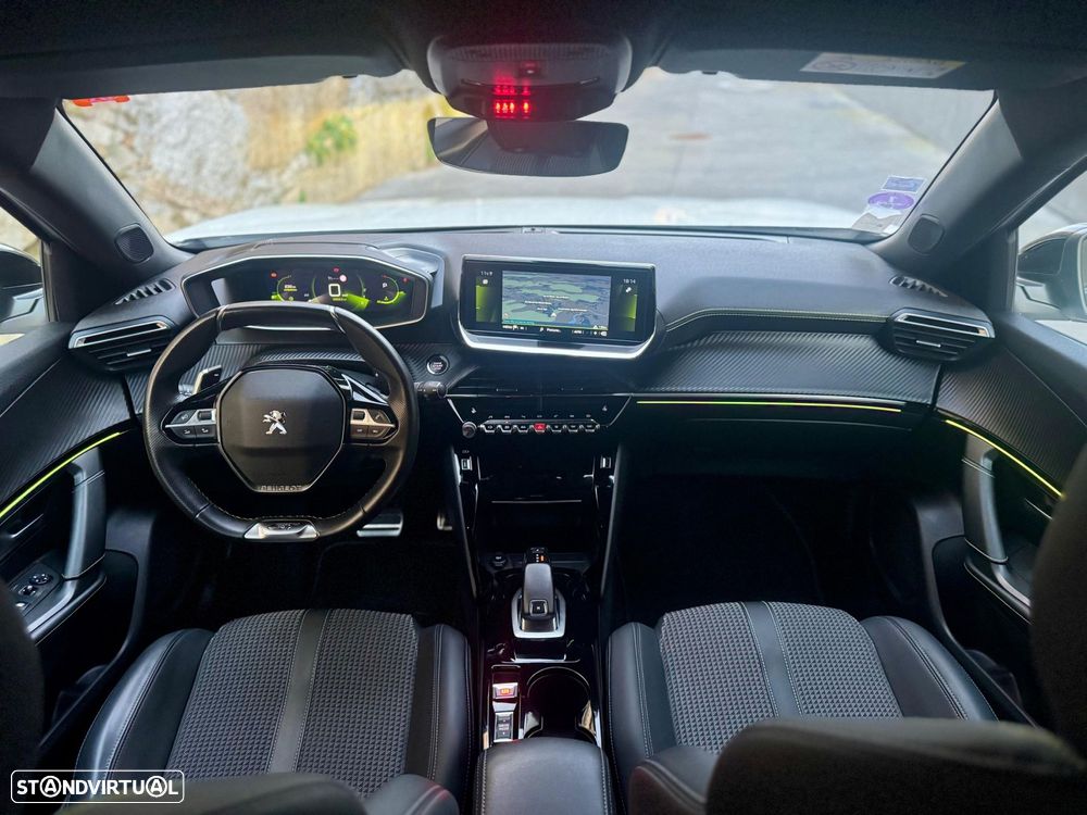 Peugeot 2008 1.2 PureTech GT Line EAT8 - 5