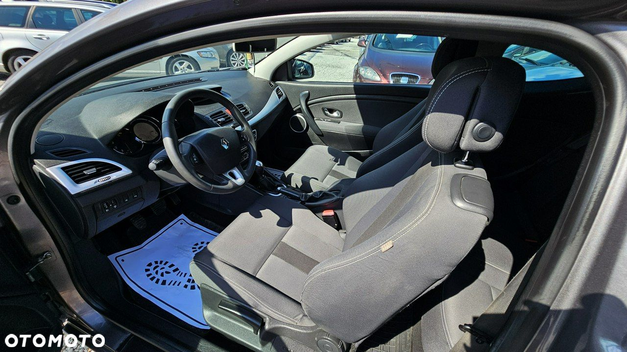 Renault Megane - 30