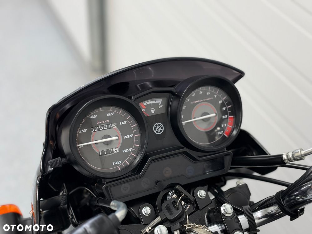 Yamaha YBR - 30