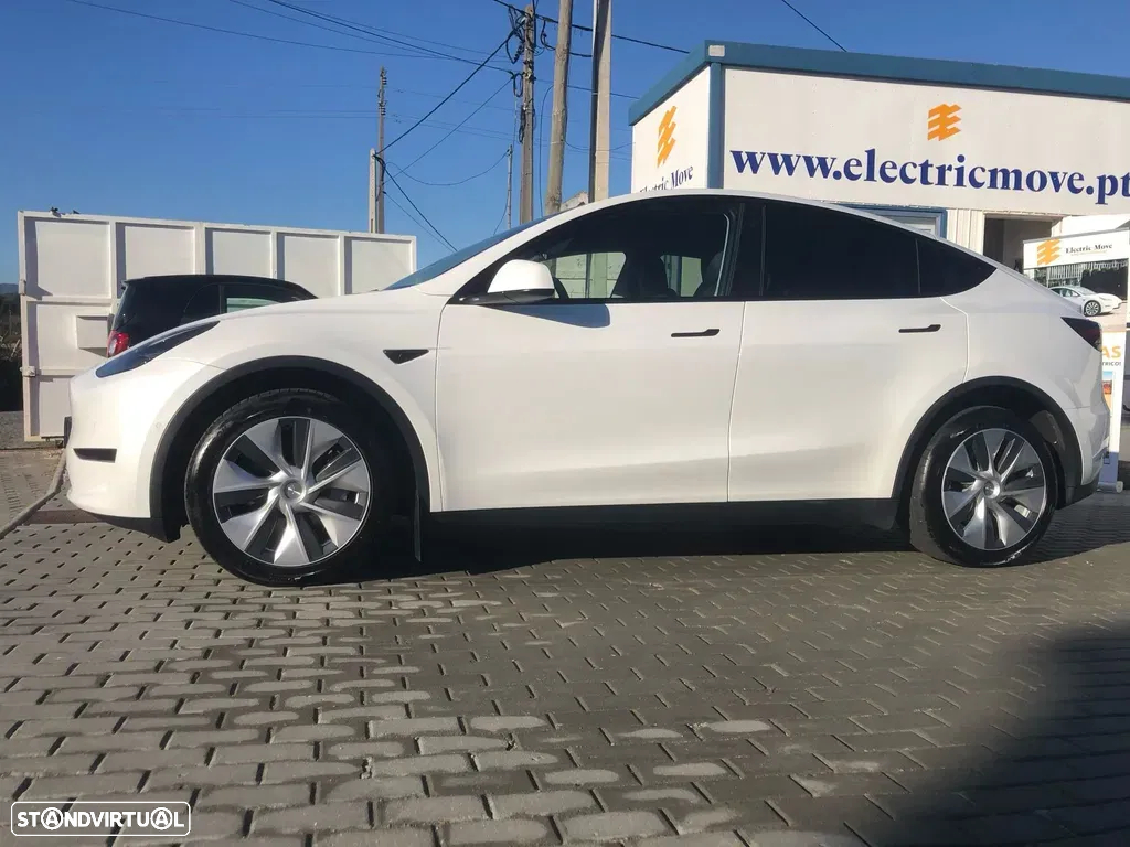 Tesla Model Y Tração Traseira - 2