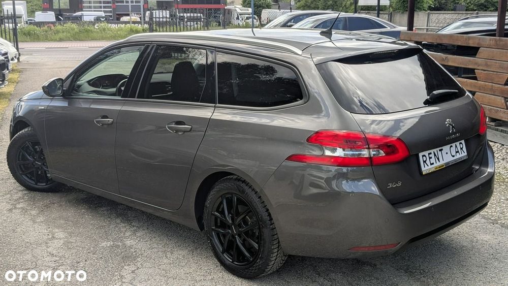 Peugeot 308 - 10