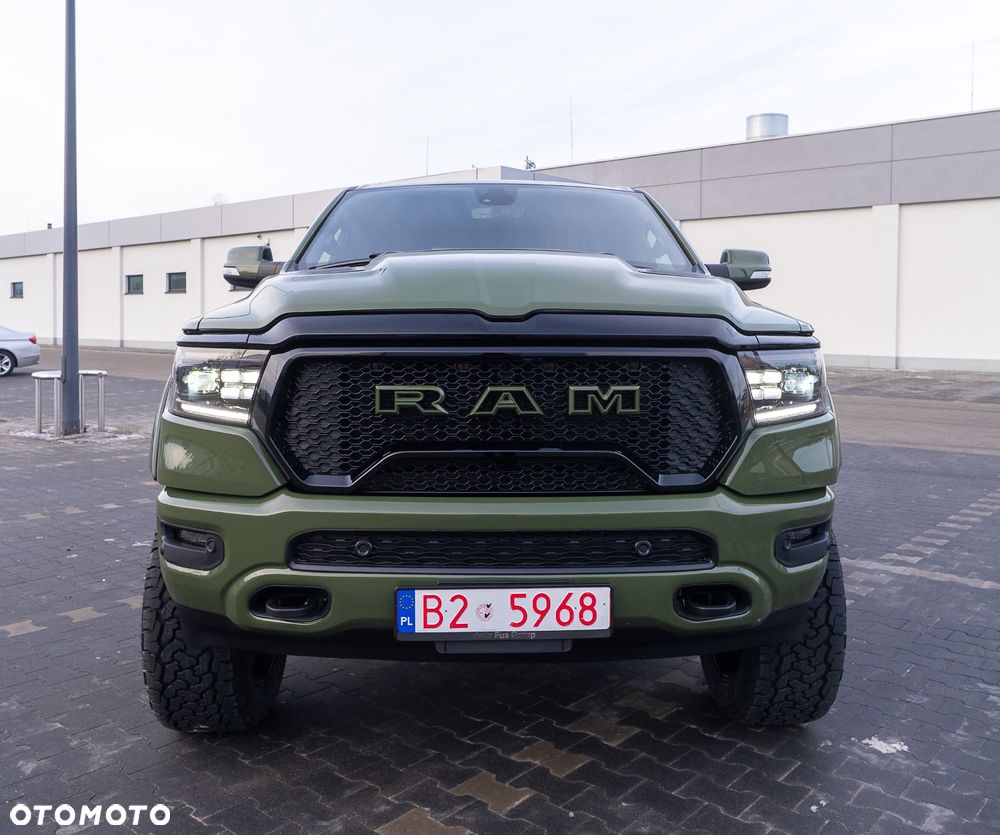 RAM 1500 Crew Cab MB Sport - 3