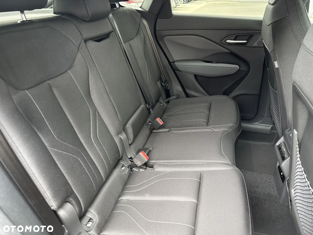 Audi Q3 Sportback - 14