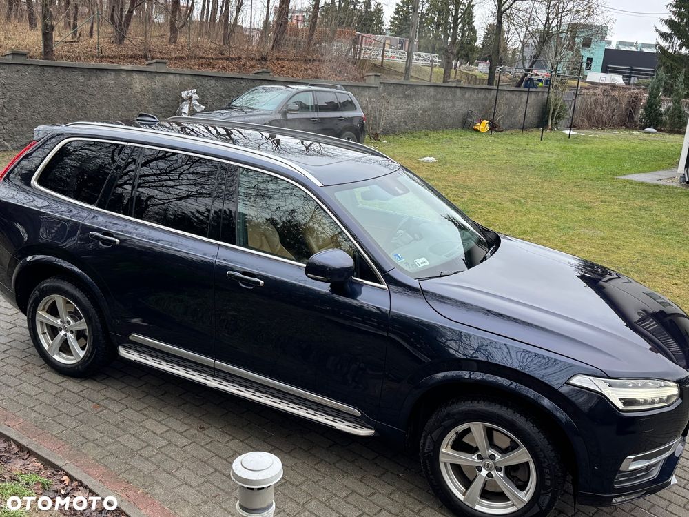 Volvo XC 90 - 3