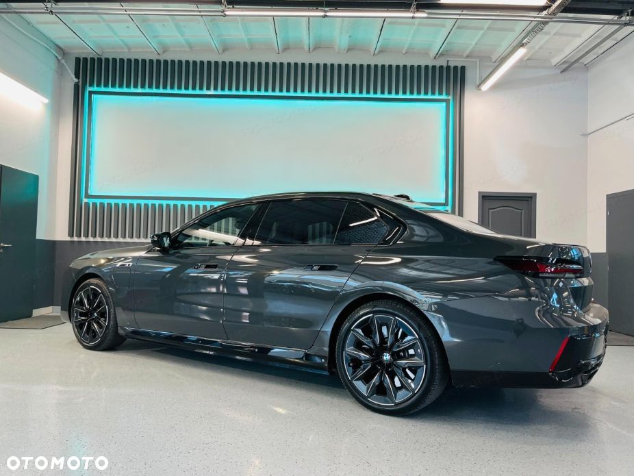 BMW Seria 7 - 6