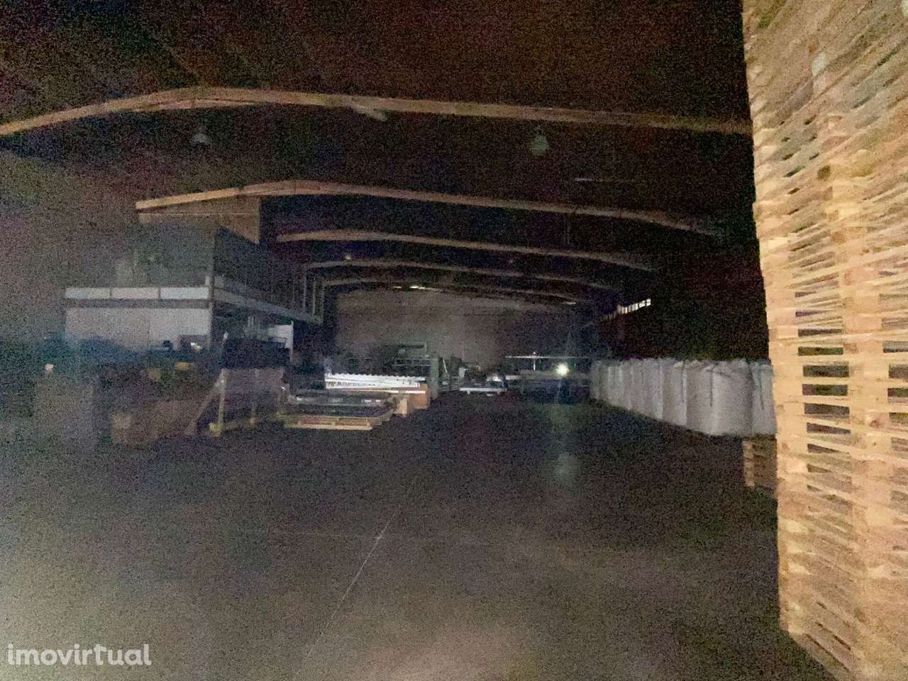 Arrendamento armazém - S. Cláudio de Barco, Guimarães - Grande imagem: 2/4