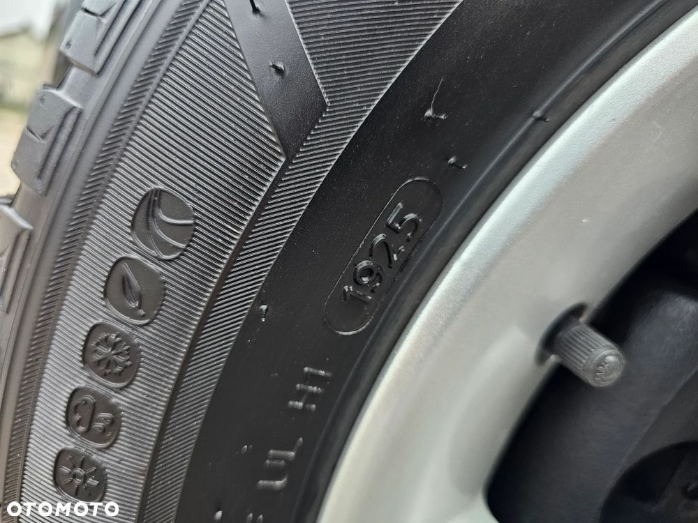 Opel Corsa 1.4 16V Sport - 24