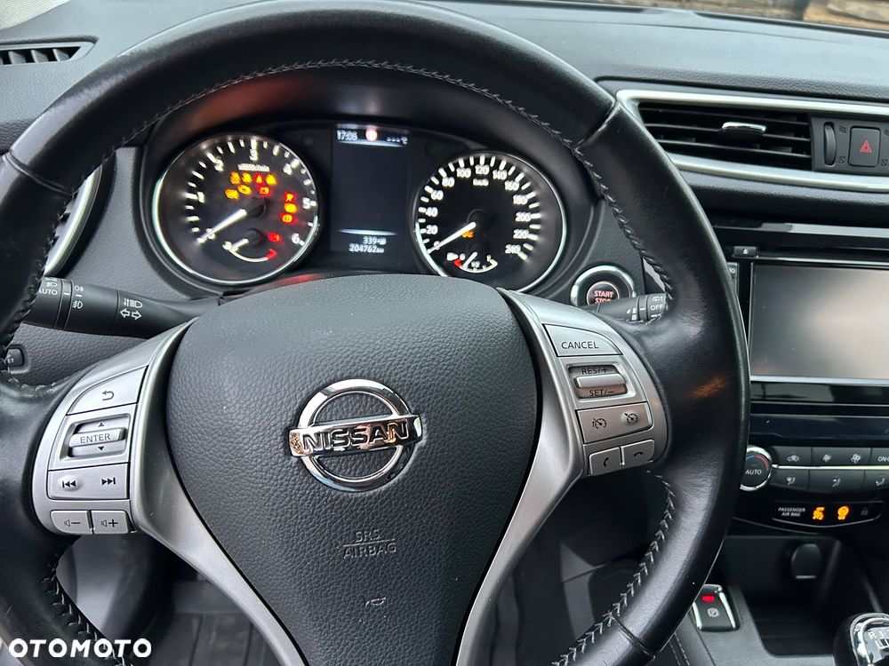 Nissan Qashqai 1.6 dCi ALL-MODE 4x4i TEKNA+ - 22