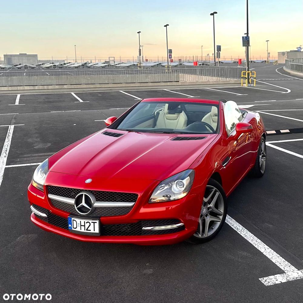 Mercedes-Benz SLK 250 (BlueEFFICIENCY) 7G-TRONIC - 5