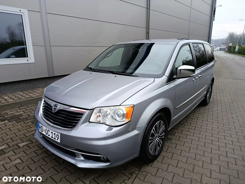 Lancia Voyager 2.8CRD S - 21